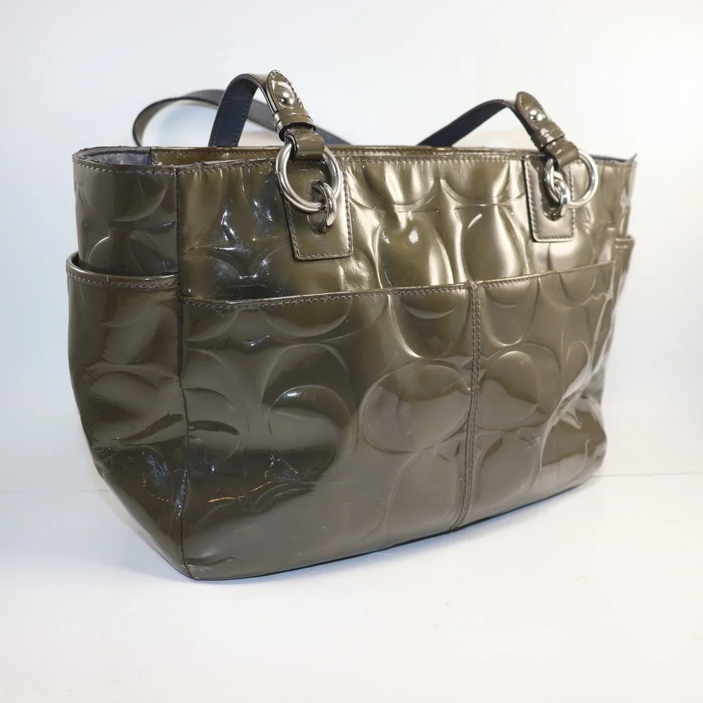 Coach Gallery Tote Olive Green Patent‎ Leather GUC
